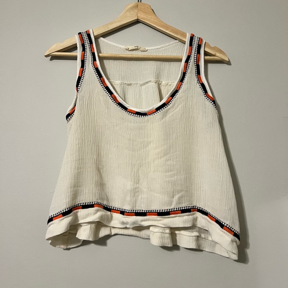 Embroidered Detail Crop Top